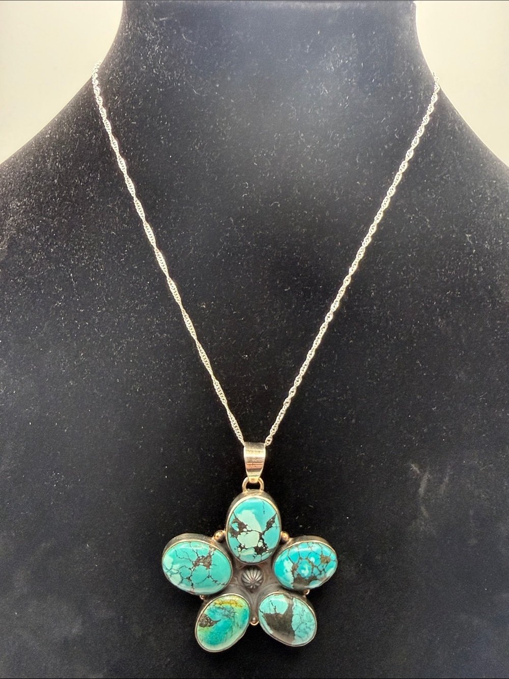 925 Sterling Silver XL Turquoise Flower Pendant Cluster Necklace on 18” Chain - Picture 2 of 7